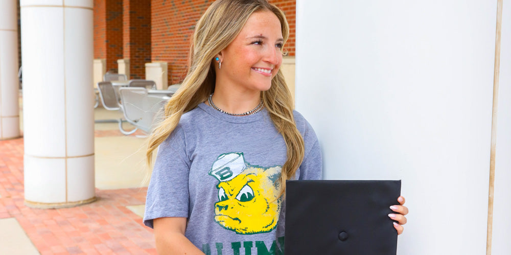 girl wearing a Baylor Sailor Bear alumni tshirt