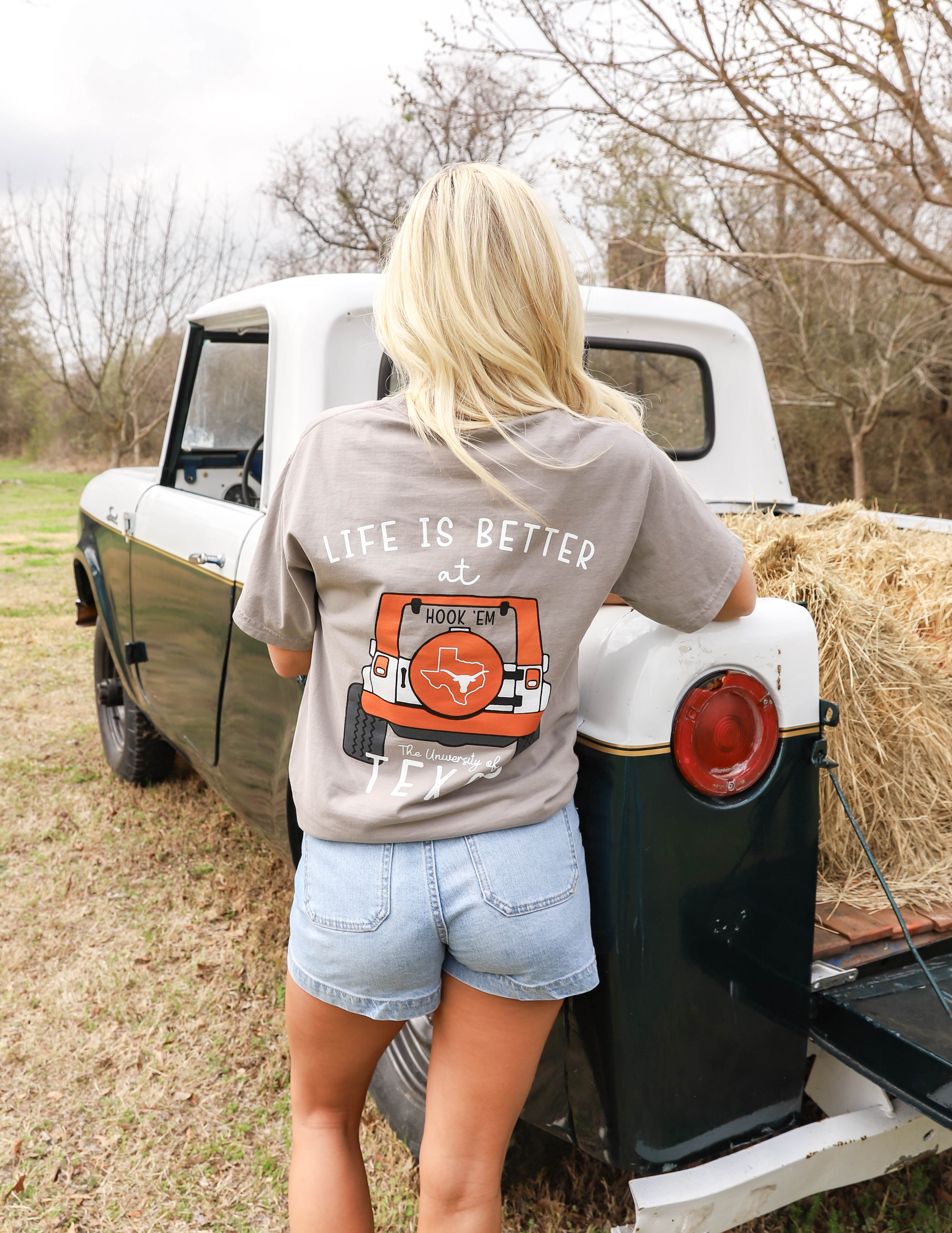 UT Somewhere Out There Short Sleeve
