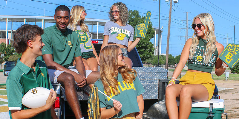 college students at Baylor tailgating 